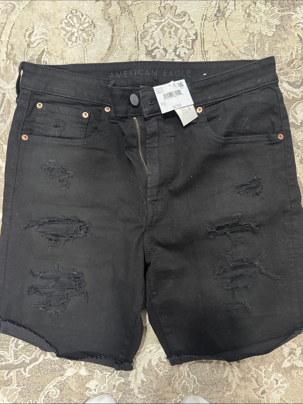 Men’s American Eagle Black Distressed Denim Shorts size 36